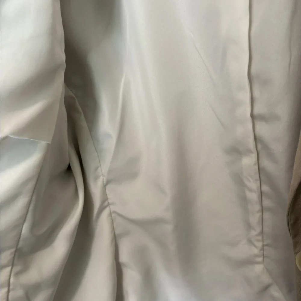 Women's Tan Blazer - Picture 4 of 7